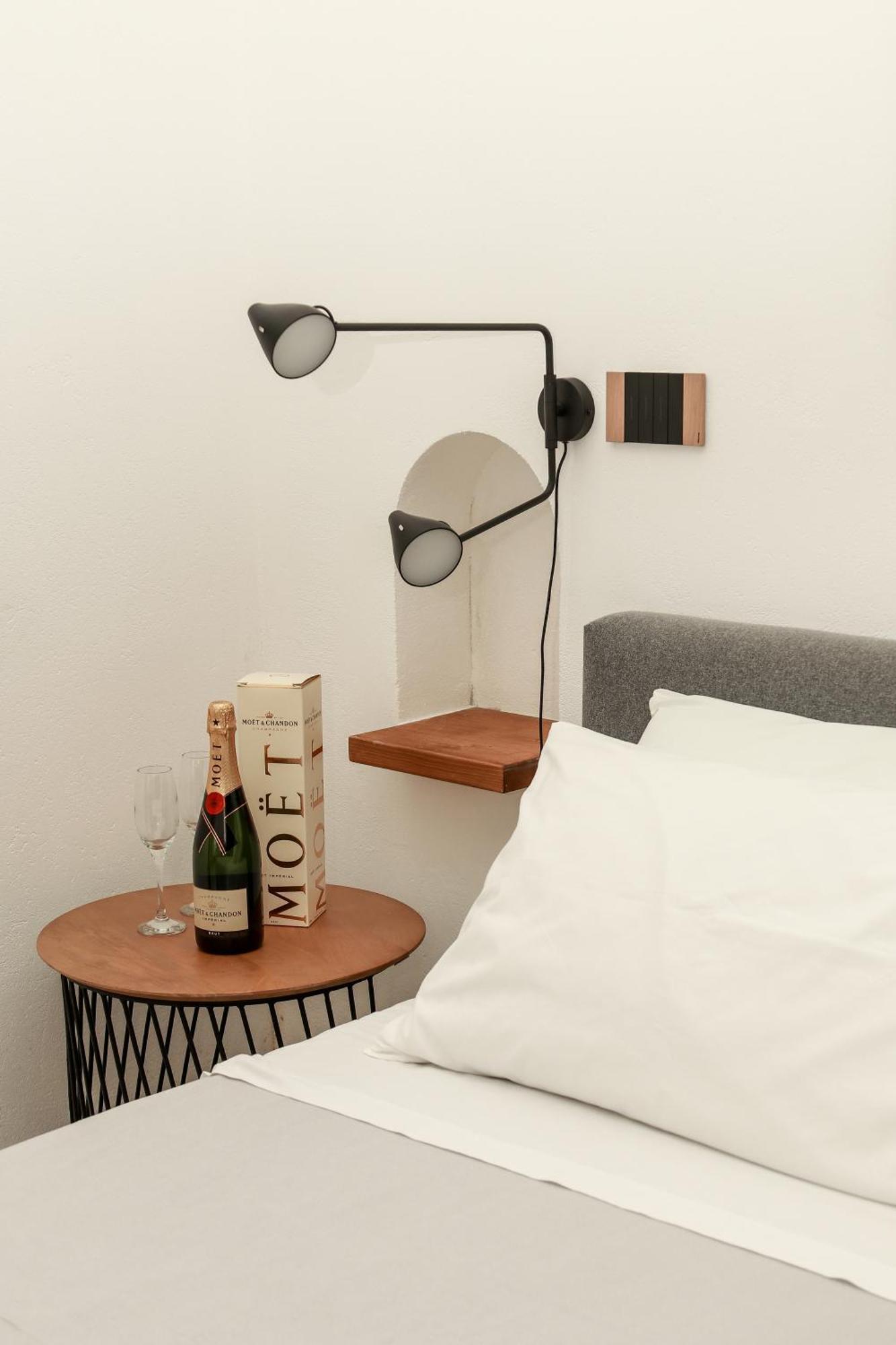 Dislocati Bnb - Jacuzzi Privata - Cucina - Tv60" - Minimal Luxury Marigliano Buitenkant foto